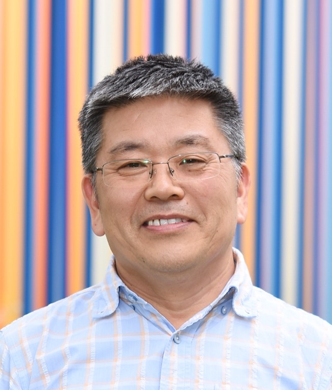 Prof. Qing-Tai Zhao